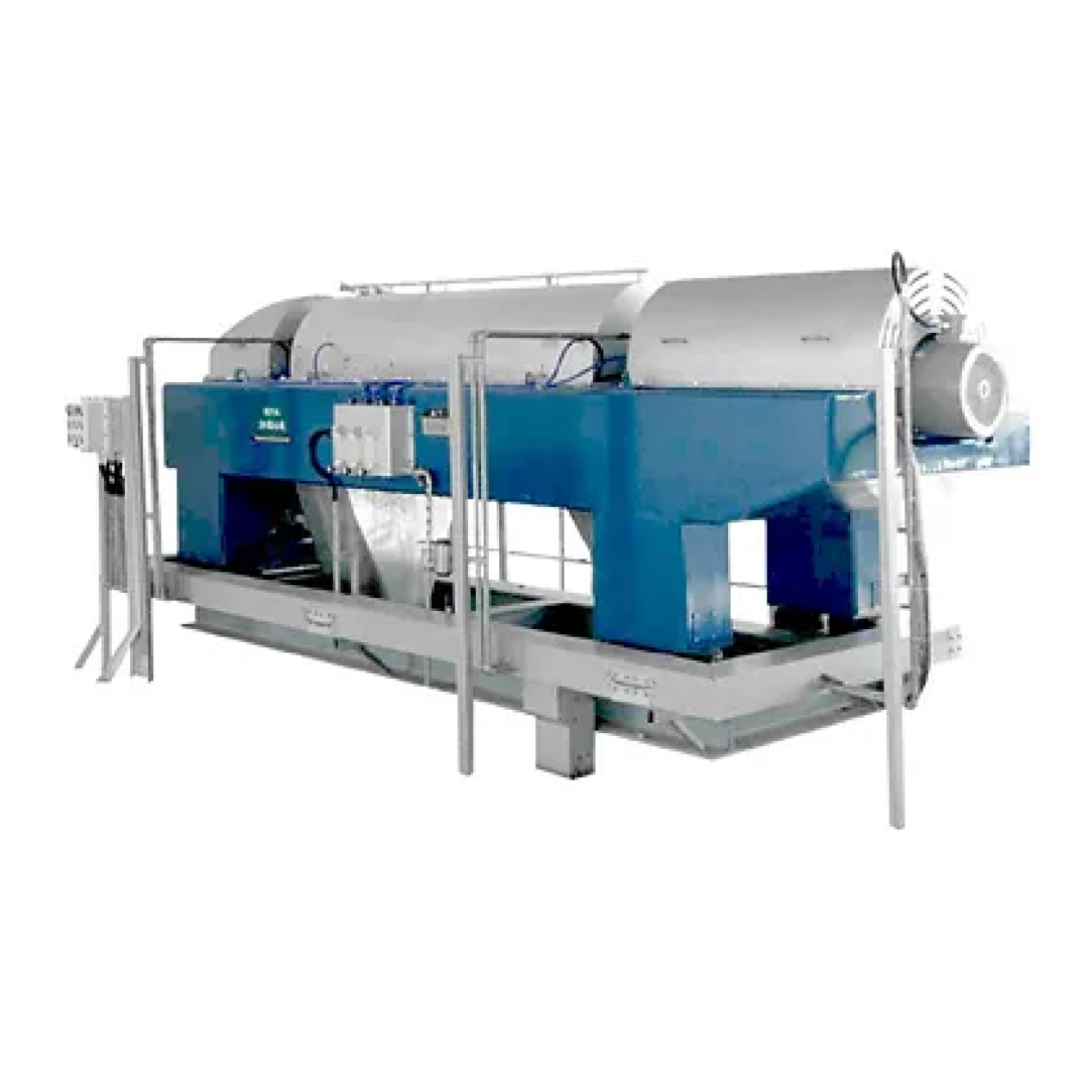 เครื่องรีดน้ำออกจากตะกอนได้อย่างรวดเร็วและมีประสิทธิภาพด้วยเครื่องรีดตะกอนแบบเหวี่ยง (Decanter Machine) ที่ออกแบบมาเพื่อรองรับความเข้มข้นของตะกอนตั้งแต่ 2,000–30,000 ppm ลดความชื้นคงเหลือเหลือเพียง 70–80% ทำงานต่อเนื่อง ประหยัดพื้นที่ ตอบโจทย์ระบบบำบัดน้ำเสียที่ต้องการความเร็วและความเสถียรสูงสุด